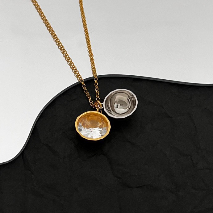 Loewe Necklaces